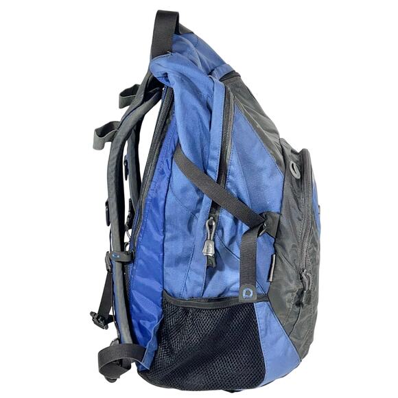 CamelBak Cloud Walker 18 Hydration Backpack No Bladder Used - Picture 2 of 13